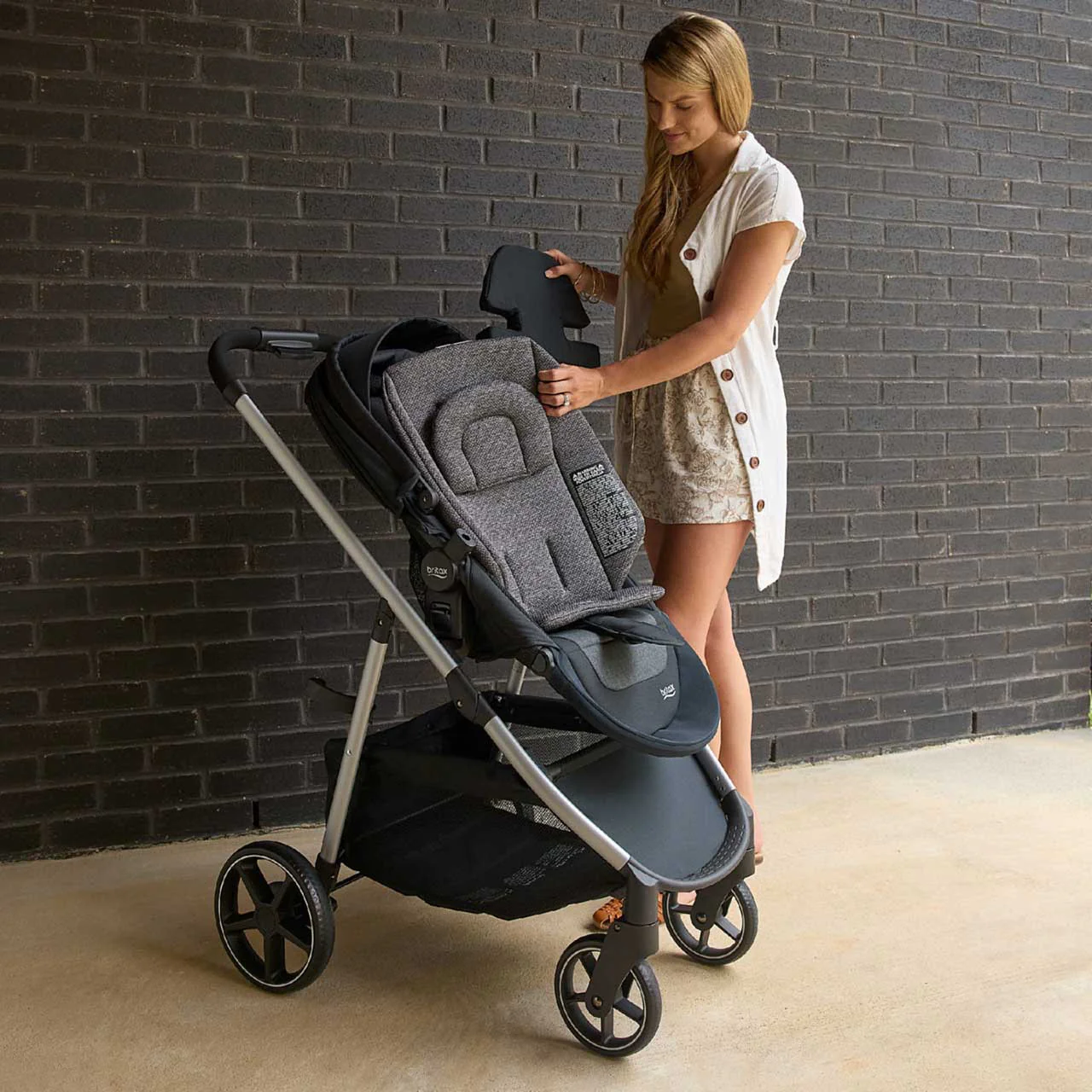 Britax CozyFit Inserts for Brook, Brook+ and Grove Strollers in Onyx - Image 3
