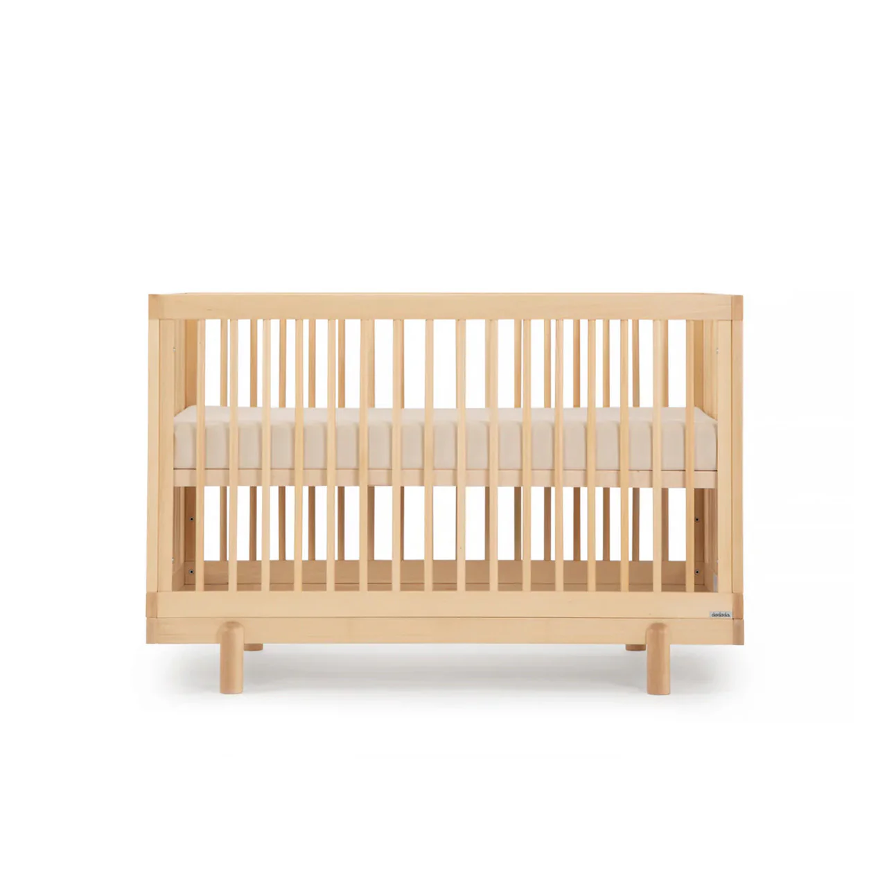 dadada Bliss 4-In-1 Convertible Crib - Image 3