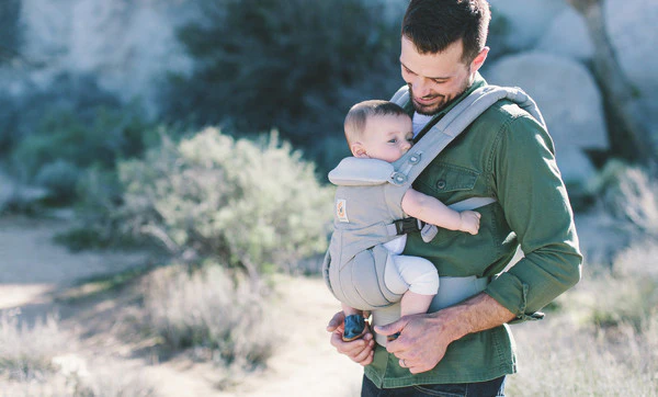 Ergobaby Omni Classic Cotton Carrier - Image 10