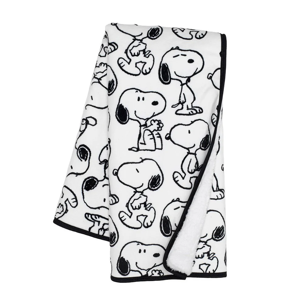 Lambs & Ivy Blankets Classic Snoopy - Image 3