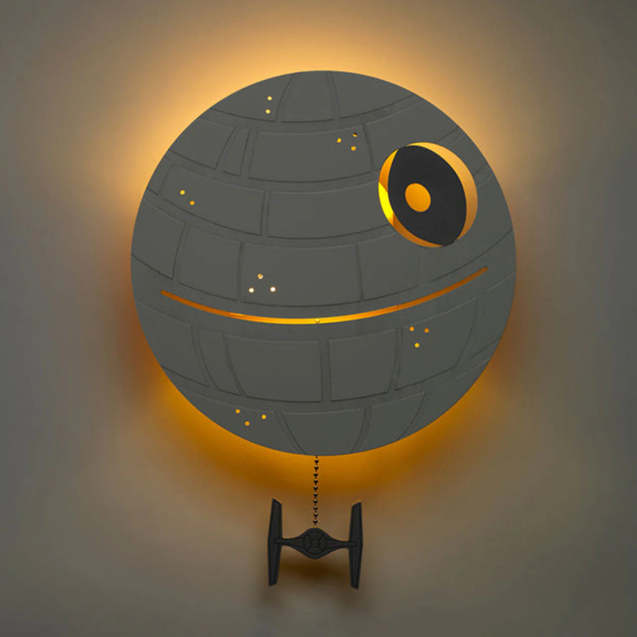 Lambs & Ivy Star Wars Millennium Falcon Light up Decor - Image 4