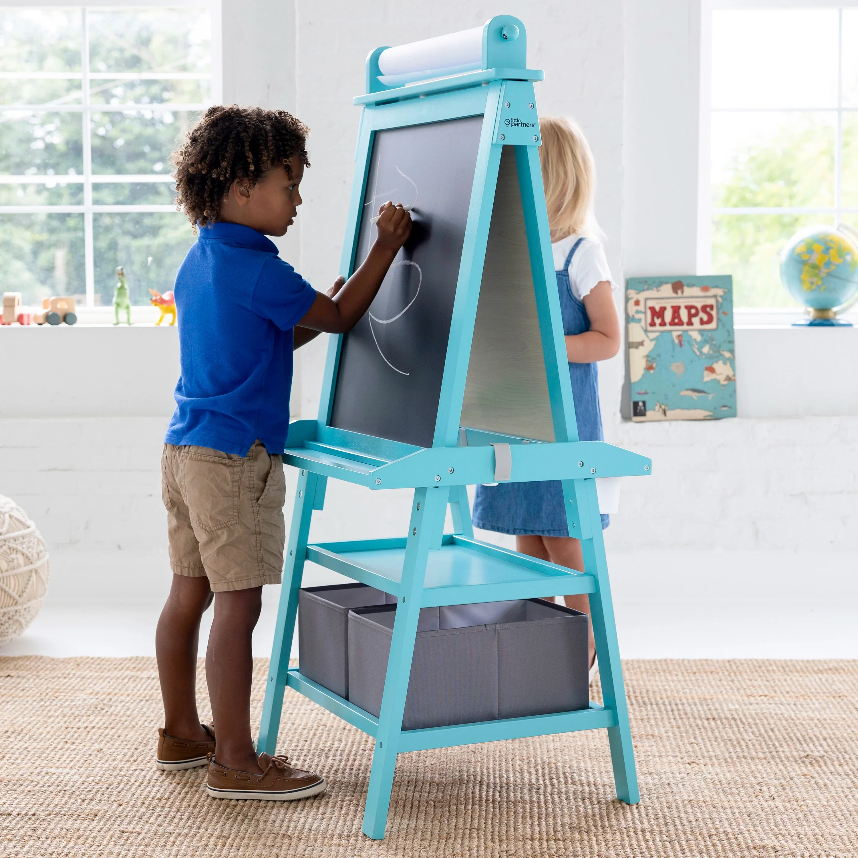 Little Partners Deluxe Learn & Play Art Center - Image 35