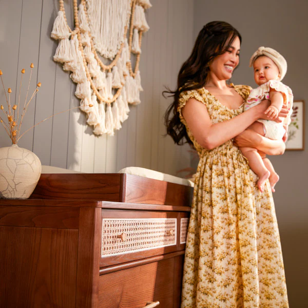 Maxi Cosi Everheart 6-Drawer Dresser - Image 8