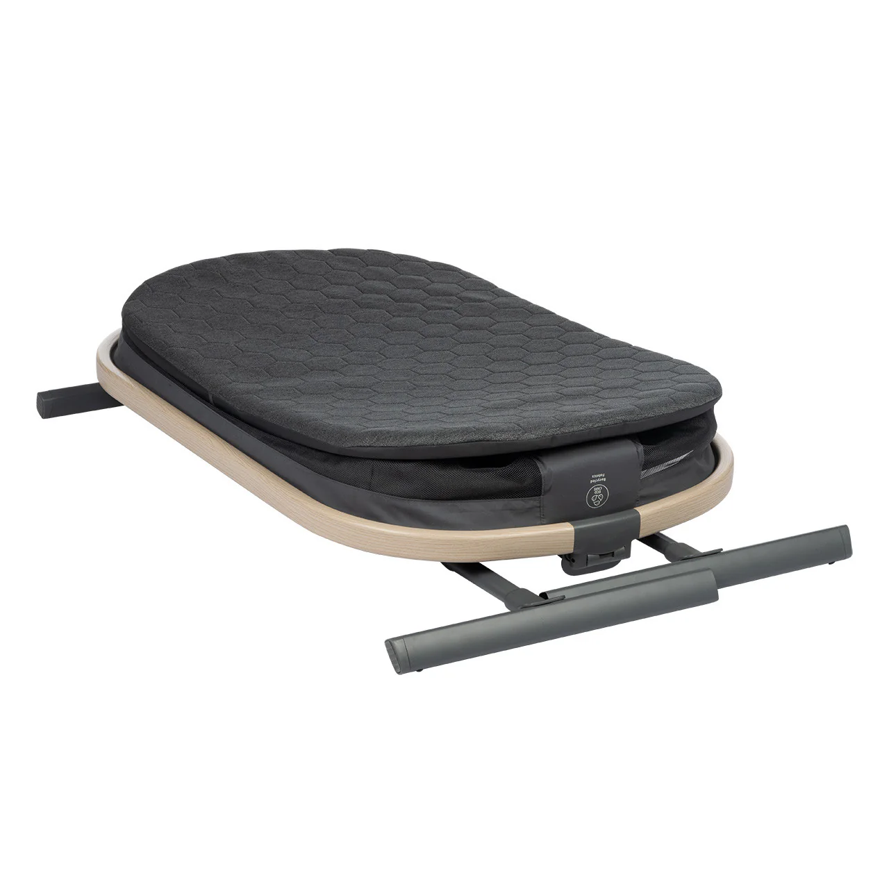 Maxi Cosi Lora Bedside Bassinet - Image 24