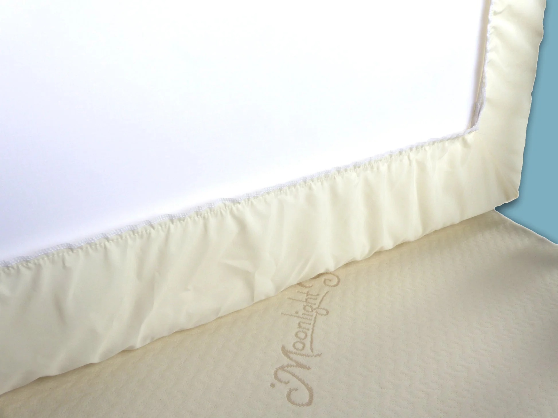 Moonlight Slumber Mini Crib Little Dreamer Mattress Cover - Image 2
