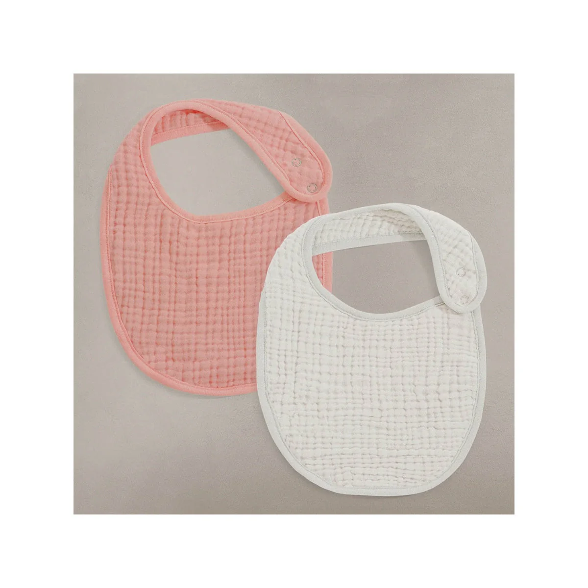 Oilo Fable Bibs 2 Pack- Eggshell & Rosette Organic Muslin - Image 3