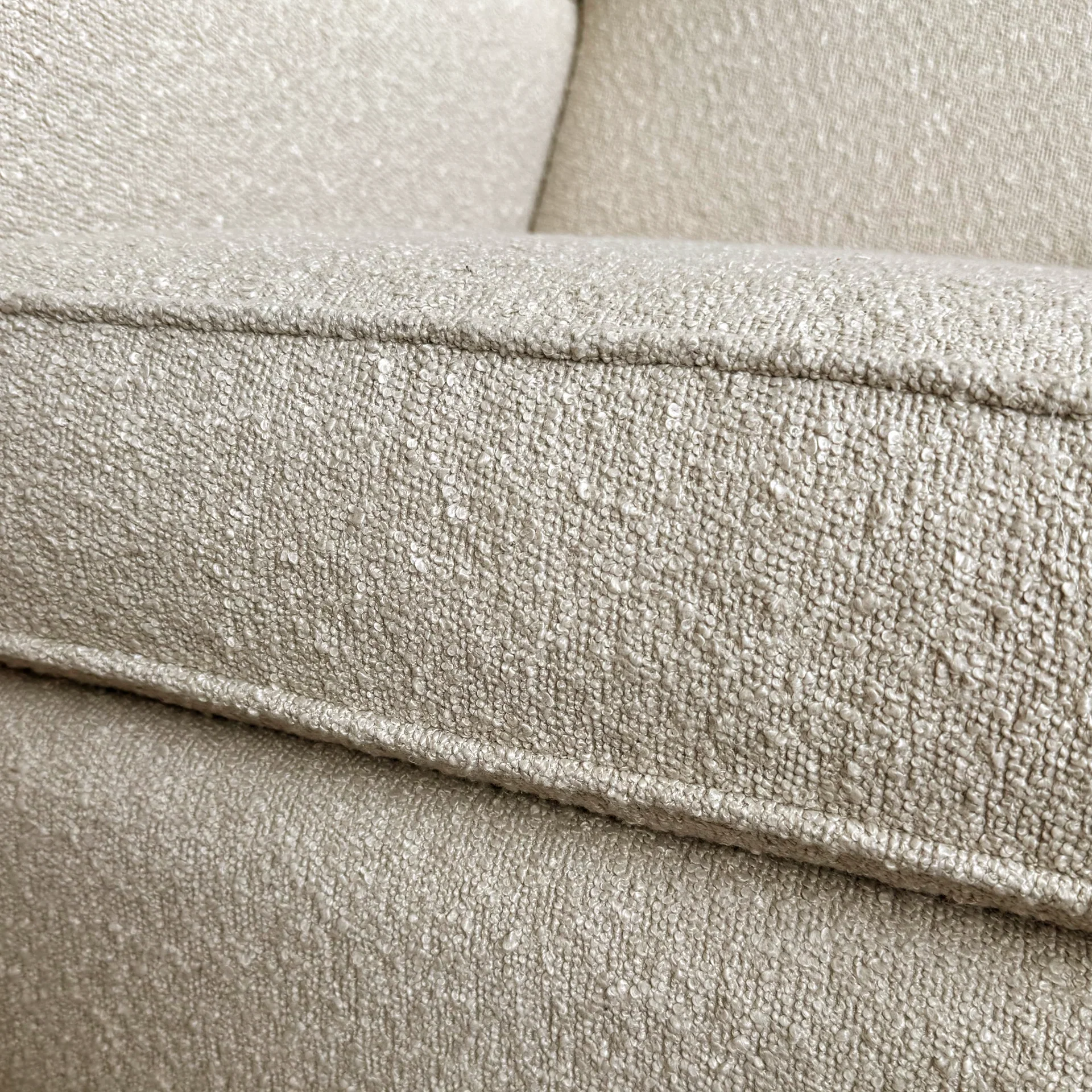 Oilo Ollie Standard Recliner - Image 5