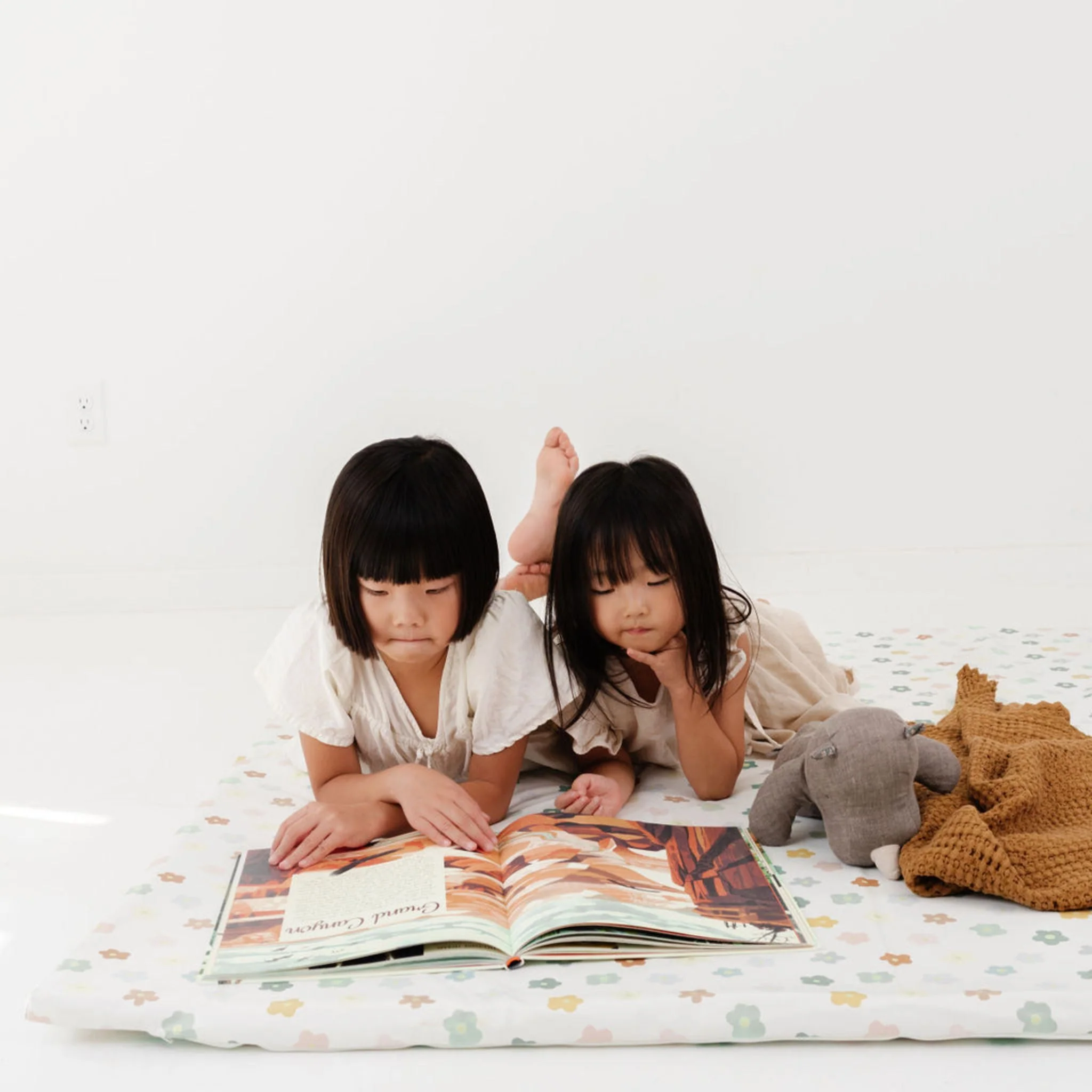 Toki Kids Playful Posies Vegan Leather Mat - Image 2