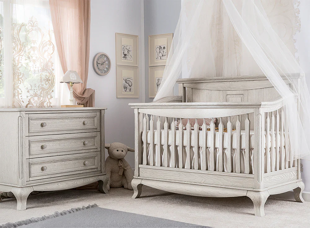 Romina Antonio Convertible Crib / Solid Panel - Image 12