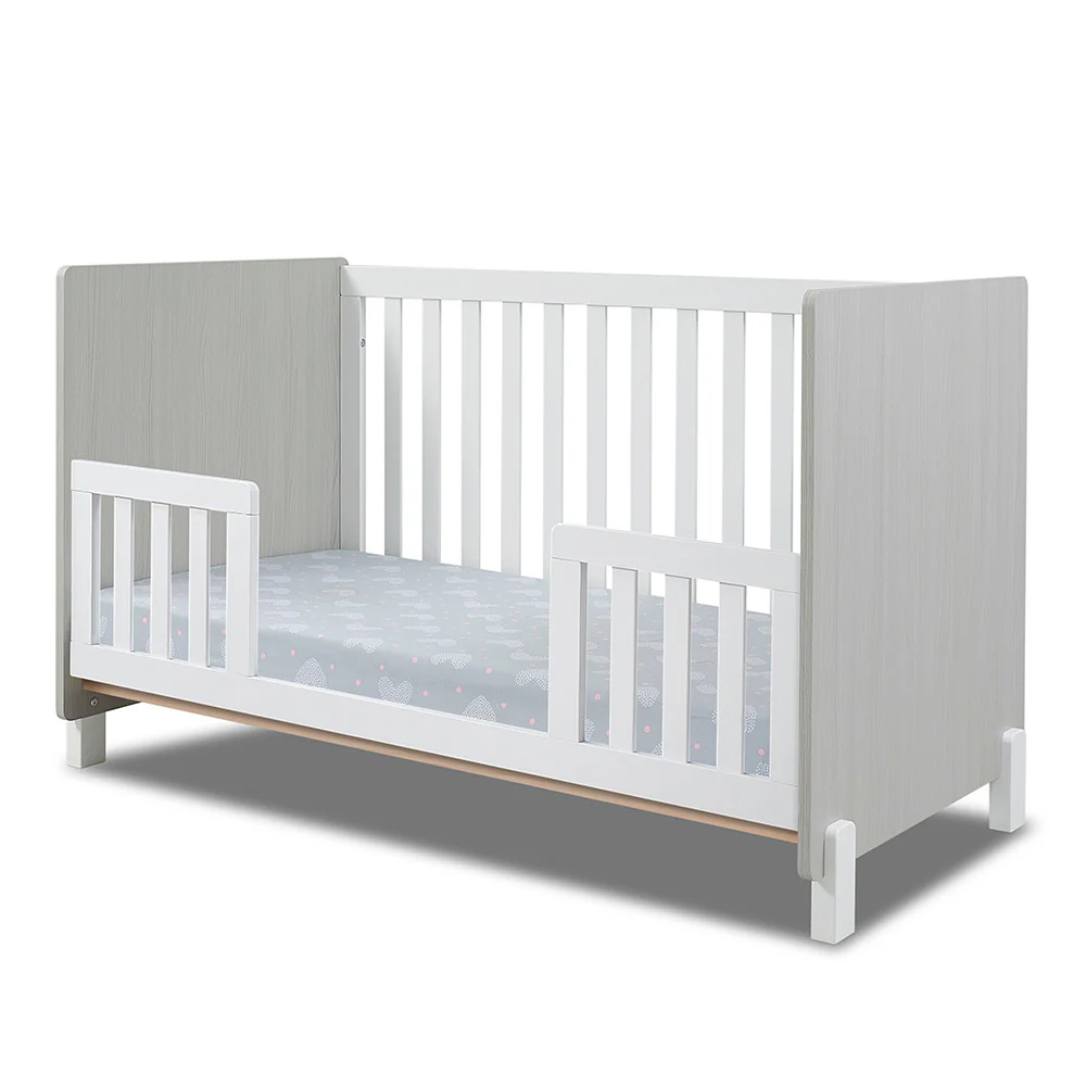 Sorelle Pannello Crib - Image 2