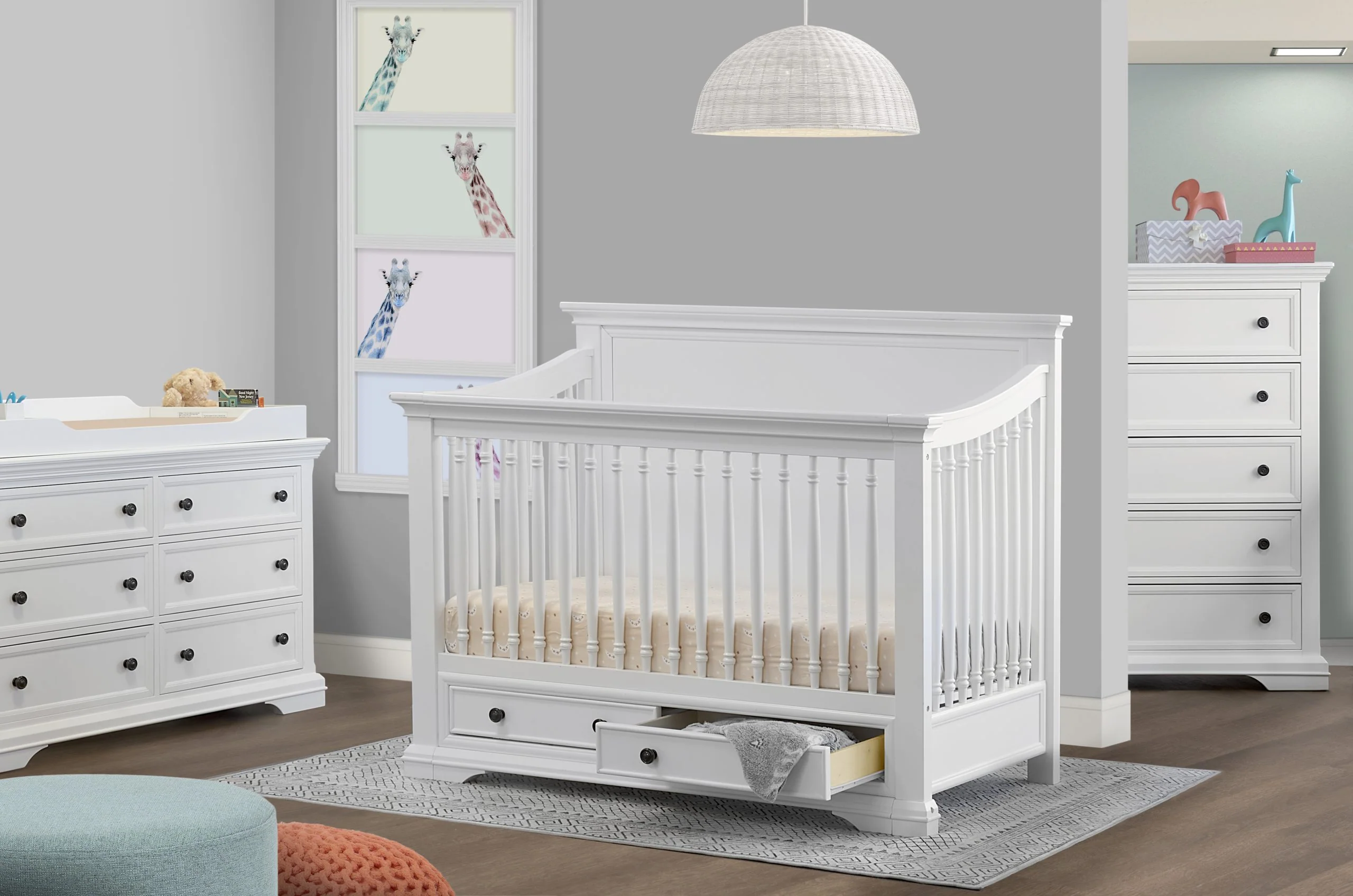 Sorelle Portico 5 Drawer Dresser - White - Image 3