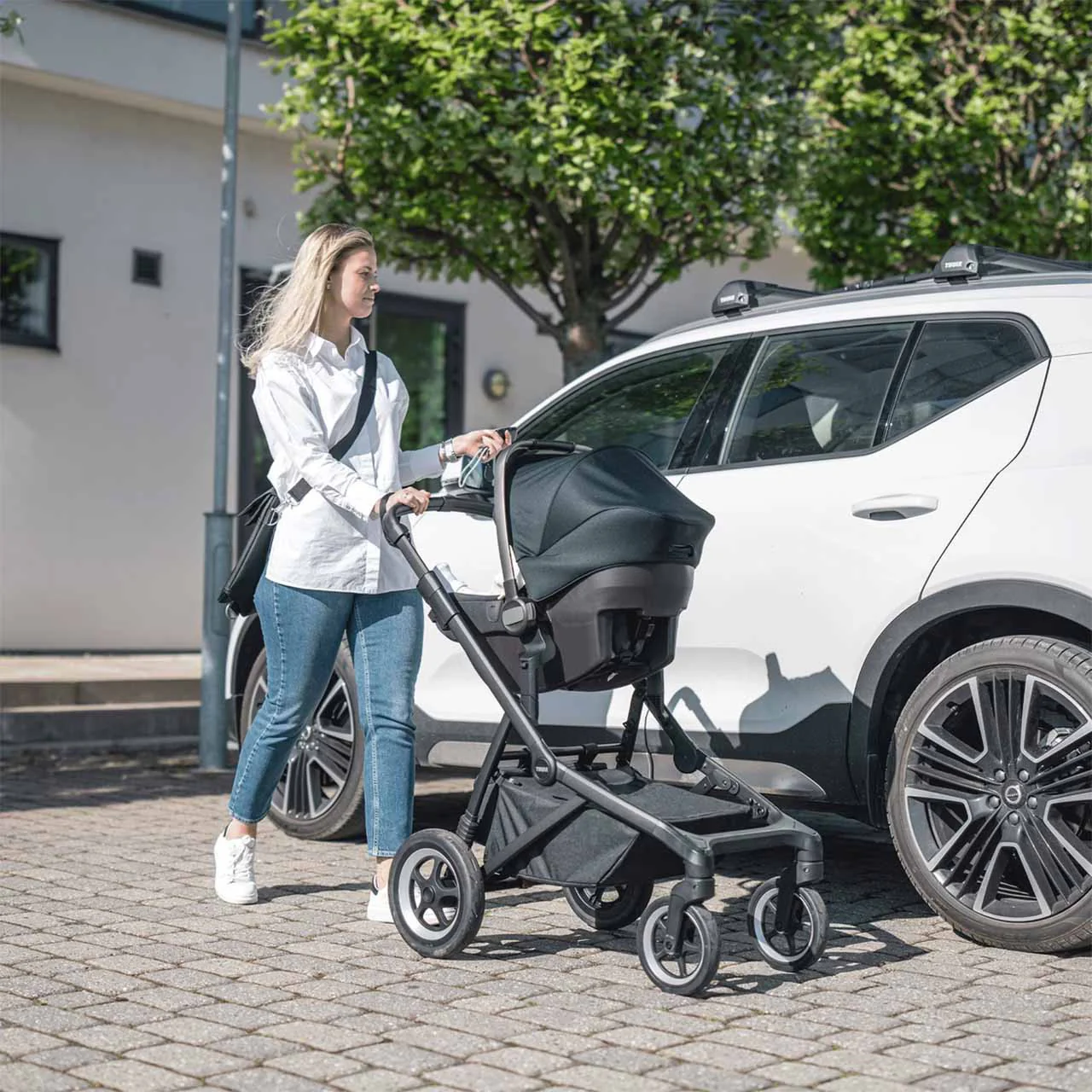 Thule Sleek Car Seat Adapter For Maxi-Cosi - Image 3