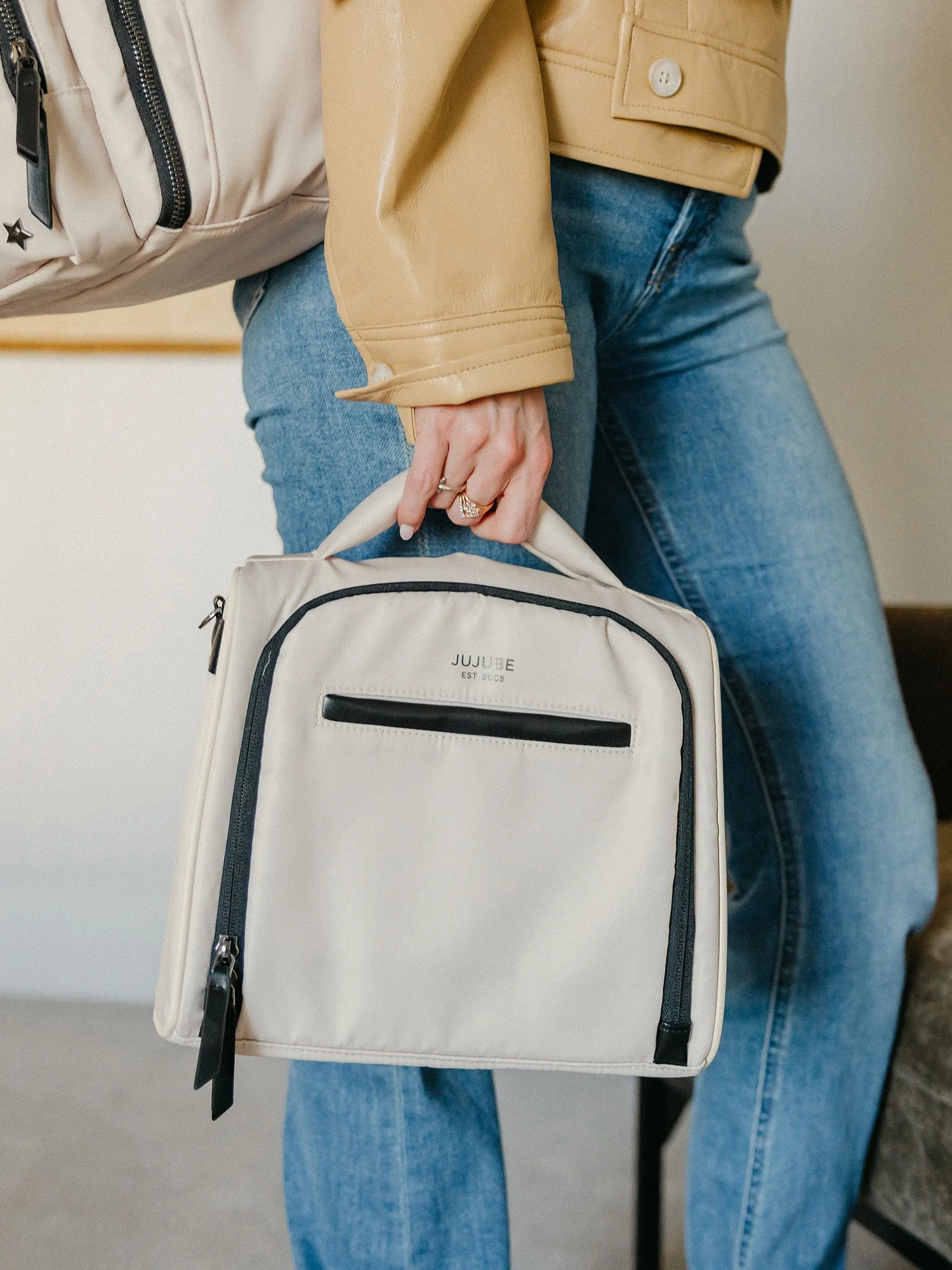 JuJuBe Witney Carson Insulated Bottle Bag - Cloud - Image 2