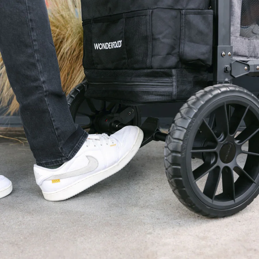 WonderFold W4 Luxe Pro 4-Seater Stroller Wagon - Image 15